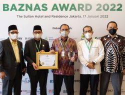 Wali Kota Makassar Dianugerahi Penghargaan BAZNAS Award 2022