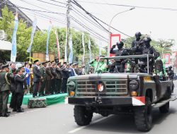 Walikota Makassar Saksikan Parade Alusista di Upacara HUT TNI ke – 77 Tahun