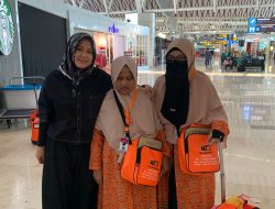 Fatmawati Rusdi Berangkatkan Umrah Qoriah Tunanetra Asal Kabupaten Sidrap