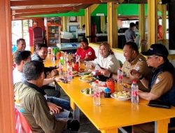 Wakil Wali Kota Makassar Ngopi Pagi di Cafe Terapung Lorong Wisata Sydney