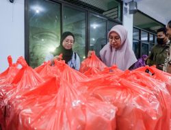 Diskominfo Makassar Salurkan 260 Paket Makanan untuk Pengungsi Banjir Tamalate