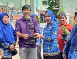 Galakkan Penghijauan Lingkungan Di Lorong Wisata, DP2 Makassar Salurkan Bibit Tanaman Hias Lanskap