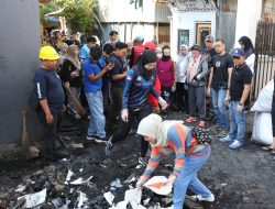 Pj Sekda Kota Makassar Ikut Program Sabtu Bersih di Lokasi Kebakaran Jalan Laiya